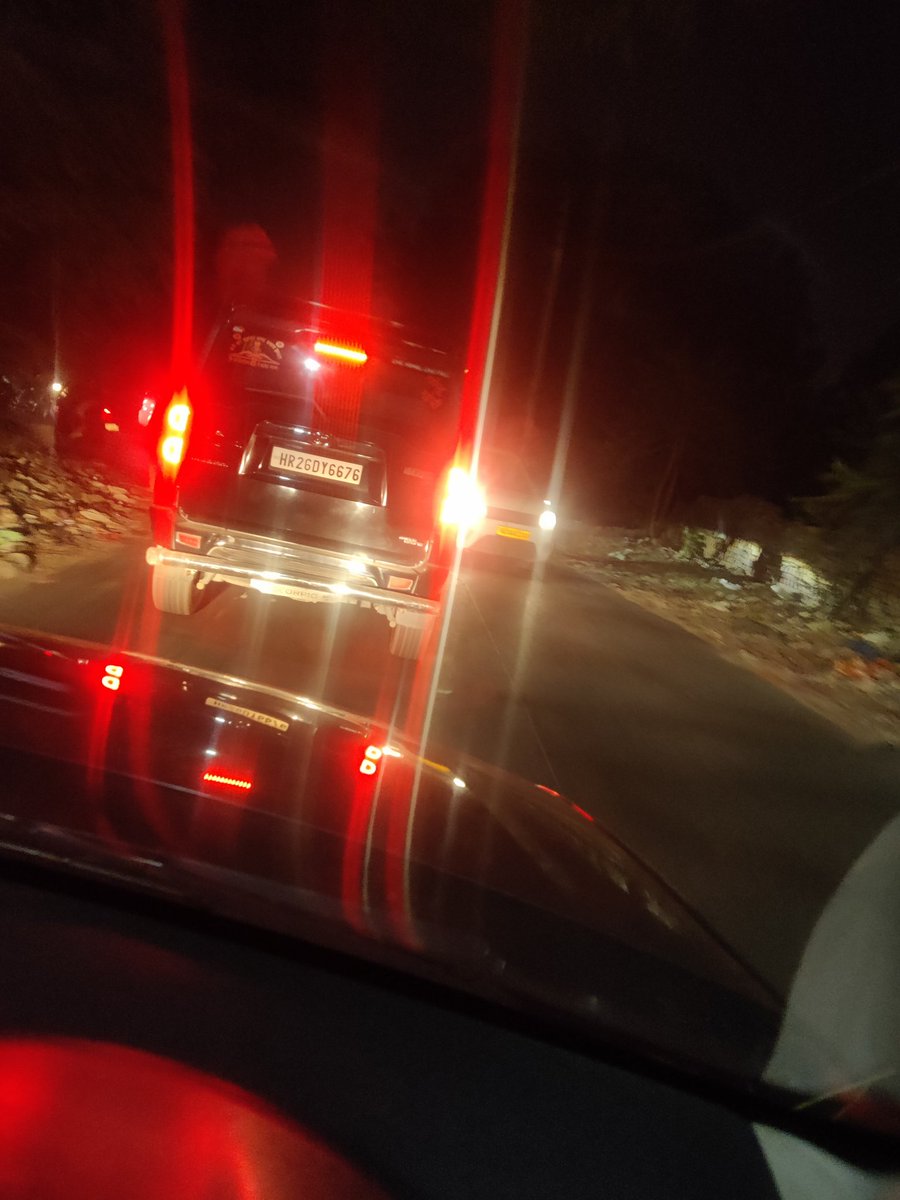 tandonboy's tweet photo. Car owner name -Anil Kumar Barela
Mobile no- 9958334314
Adress  -House no 41 z gali no 4 
Ashok vihar phase 3 
Gurgaon
Kindly help @DC_Gurugram @cmohry 
Mahindra Scorpio  owner hit my car the day before yesterday 
No action done by @DC_Gurugram @gurgaonpolice https://t.co/7PlxP8rPRw