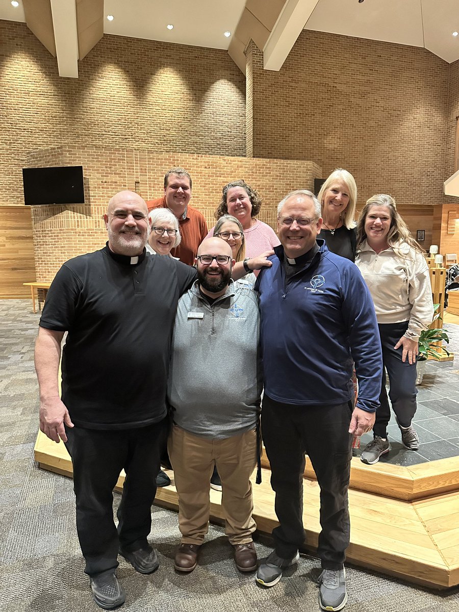 BenNovitsky's tweet photo. What a great night welcoming @Joeinblack to St. Anthony of Padua Parish for a talk on “Discipleship in the Modern World.”  Thanks for your message of hope.  Come back soon!

@FrTony_StAPGR @ZavenCMouradian @JennyPudelko https://t.co/08rDQkhrXX