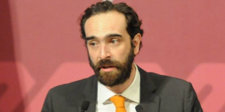 javier tweet media