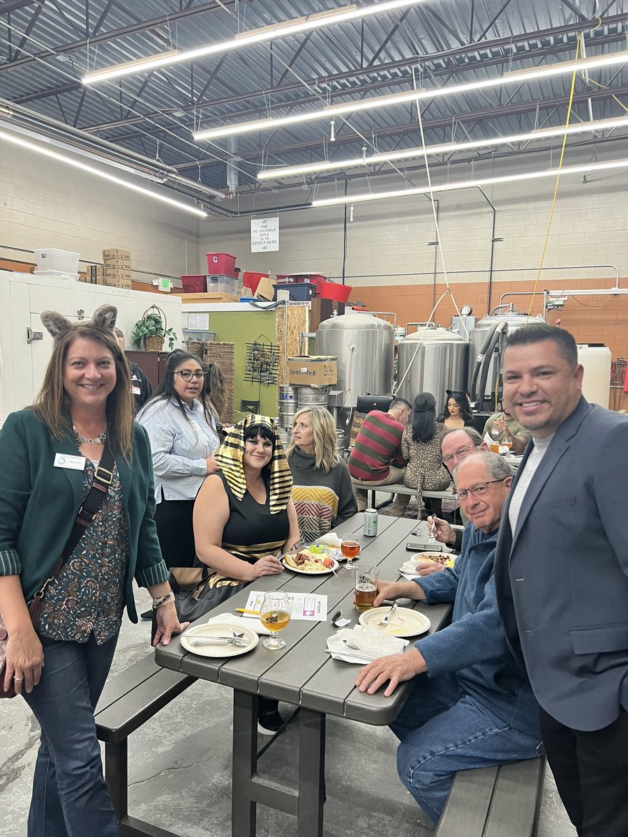 MayorJanKulmann's tweet photo. Our #Thornton business networking Halloween event celebrated our local businesses while also celebrating the completion of the construction on 120th Ave. Mother Tucker Brewery is another favorite hangout with great beverages and fun company!

#ProudMayor
#reelectmayorjankulmann https://t.co/YLxbIekeFt