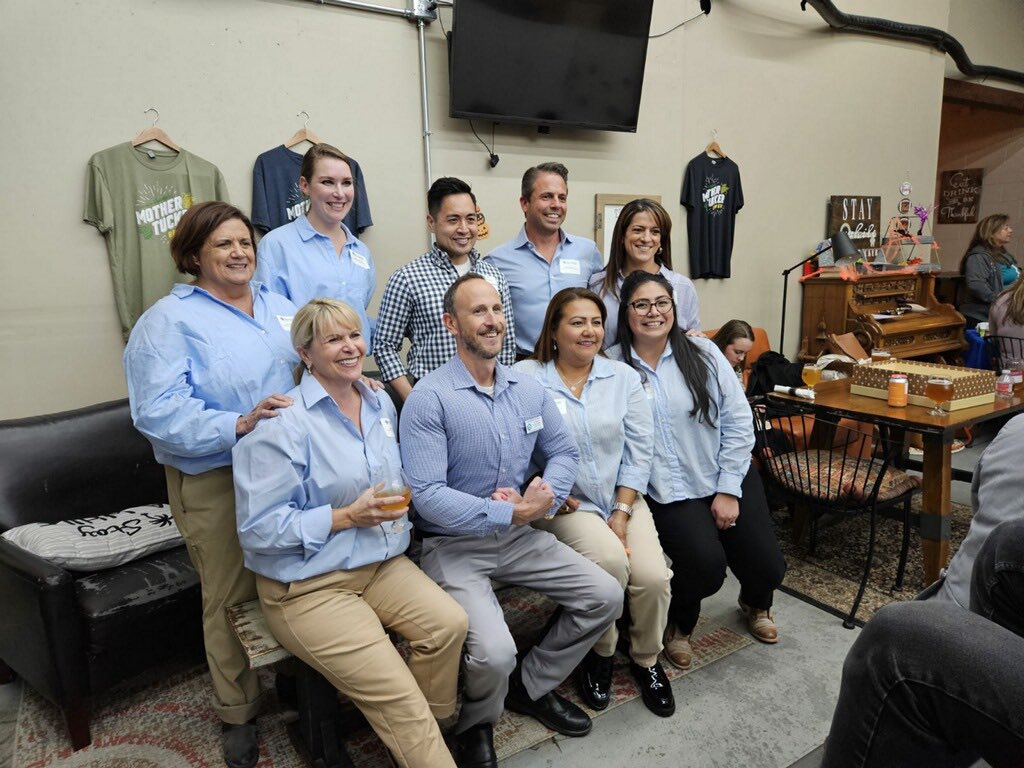 MayorJanKulmann's tweet photo. Our #Thornton business networking Halloween event celebrated our local businesses while also celebrating the completion of the construction on 120th Ave. Mother Tucker Brewery is another favorite hangout with great beverages and fun company!

#ProudMayor
#reelectmayorjankulmann https://t.co/YLxbIekeFt