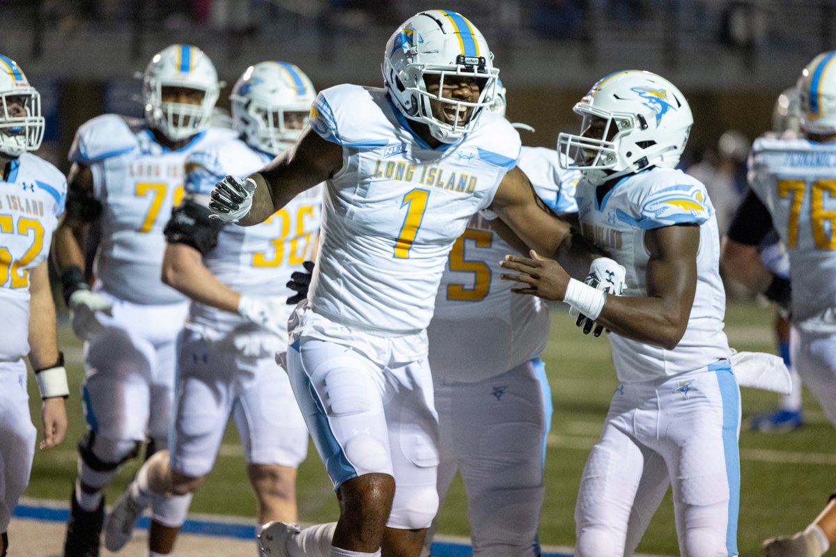 LIUSharksFB's tweet photo. Game photos from our 24-23 road win against CCSU! https://t.co/1QgqWcoDEW