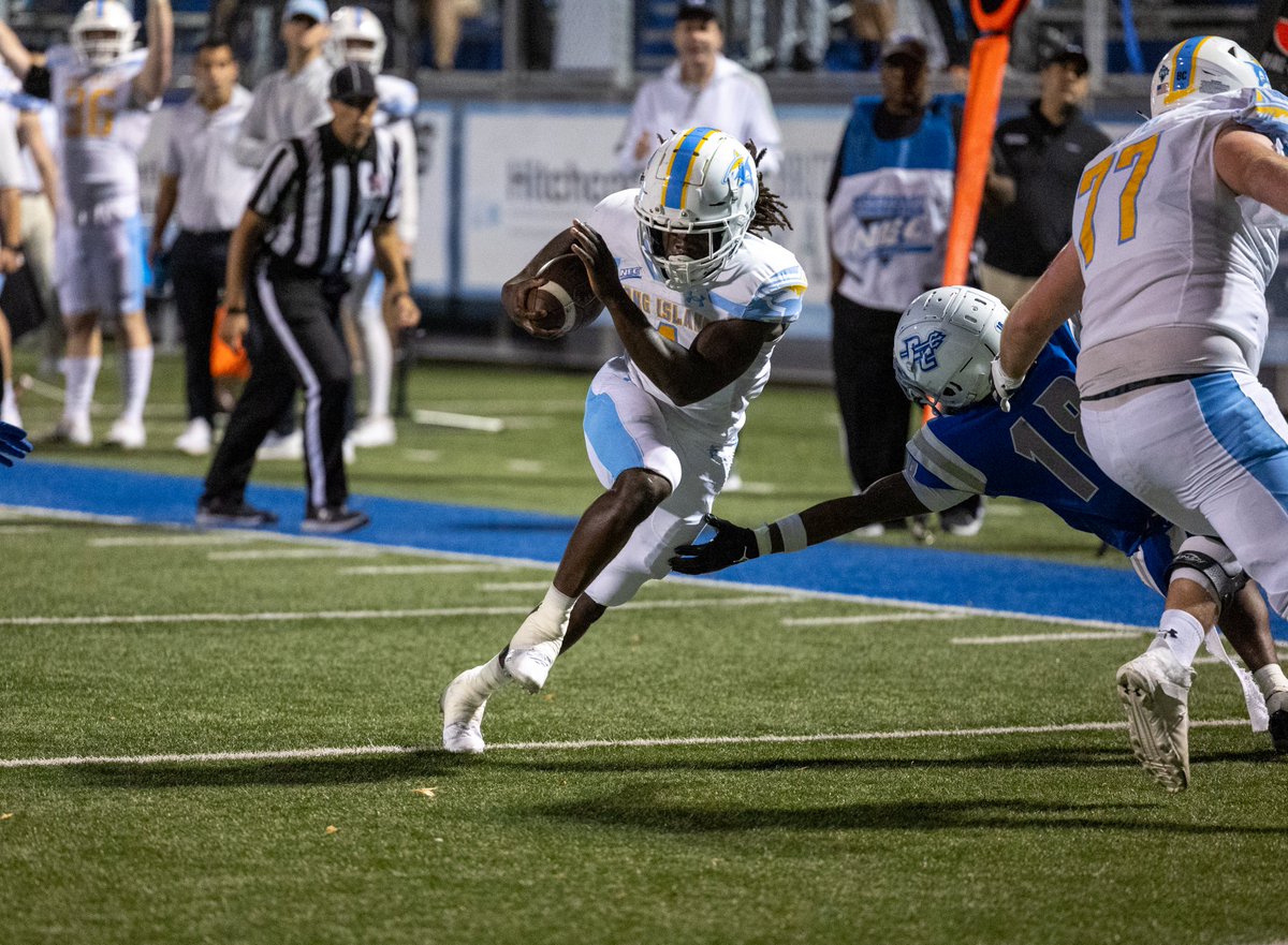 LIUSharksFB's tweet photo. Game photos from our 24-23 road win against CCSU! https://t.co/1QgqWcoDEW