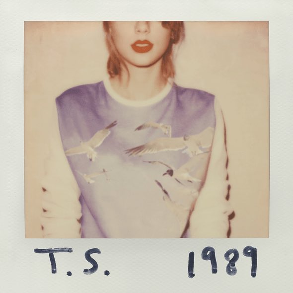blessedswifty's tweet photo. LAST hour to retweet the ORIGINAL cover of “1989” 😭 https://t.co/J1cHILOswW