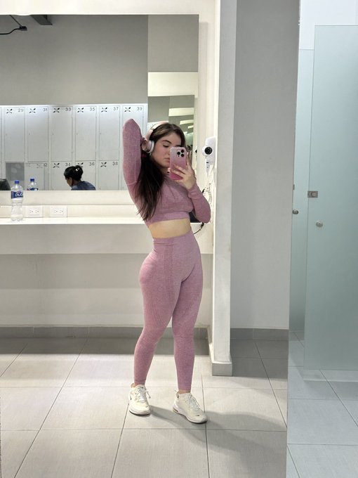 As&iacute; va mi evoluci&oacute;n Pokemon https://t.co/F2MgvgjaEp