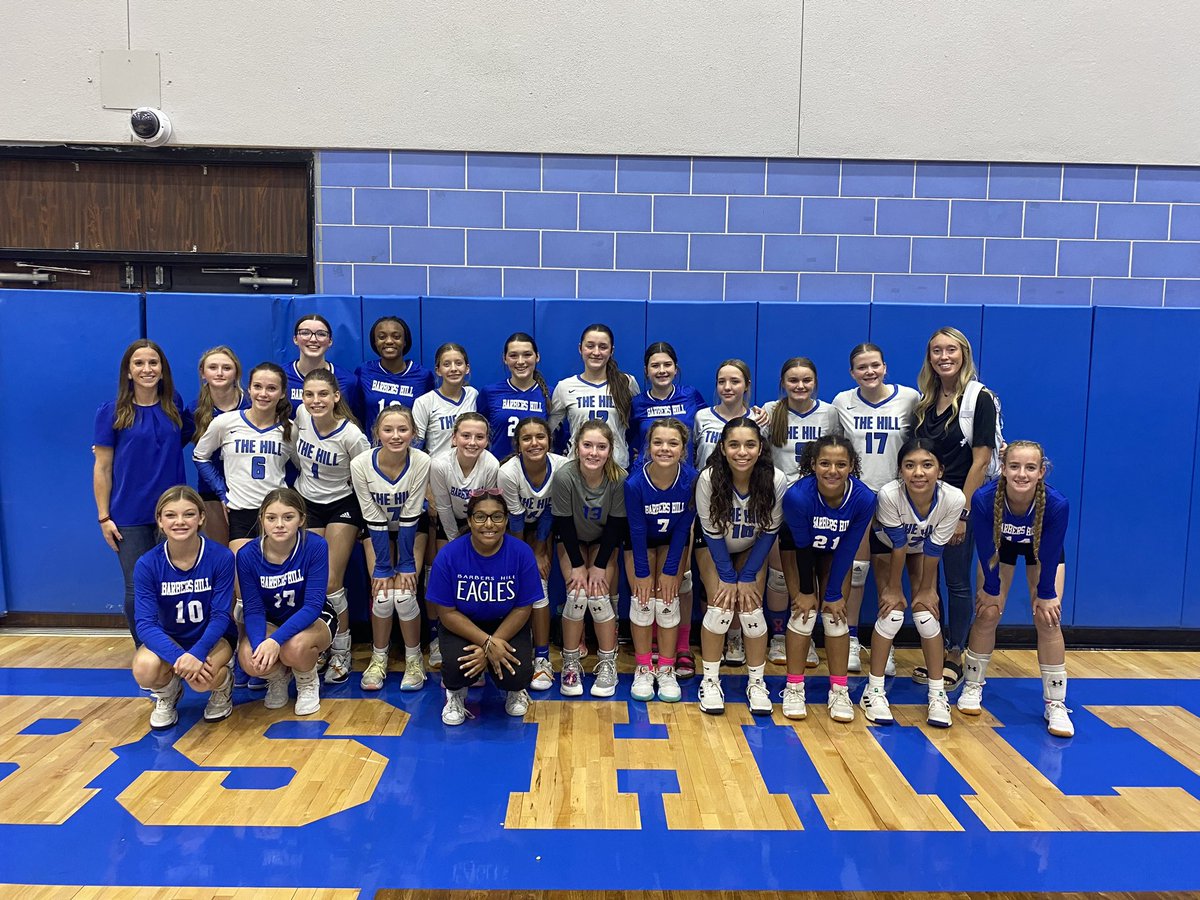 WHAT AN EXCITING NIGHT!!! 🏐🦅Both sides played with such passion and grit! If you missed it, you missed such great volleyball! NorthSide came out with 3 victories and SouthSide came out with 1! Congratulations Ladies!! <a href="/BH_Athletics/">Barbers Hill Athletics</a> <a href="/BarbersHillVB/">Barbers Hill Volleyball</a> <a href="/BarbersHillMSN/">Barbers Hill MSN</a> <a href="/BHMSSGirlsAth/">BHMSS Girls Athletics</a>