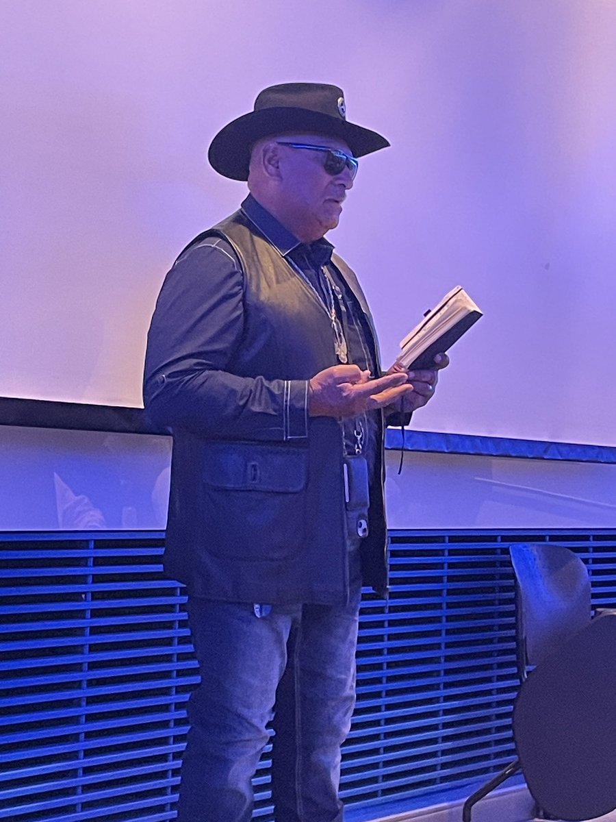 Tom Sitake tweet media