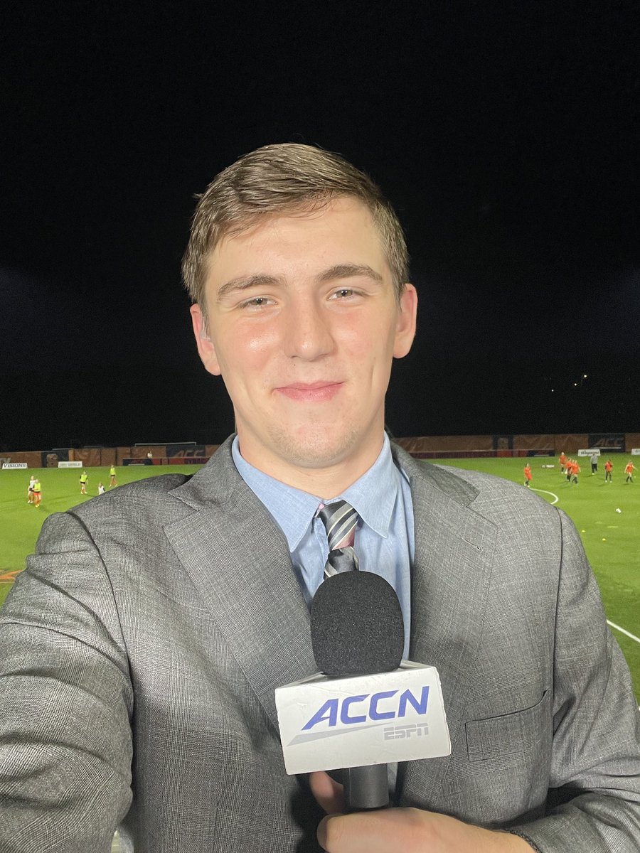 Final game of the @CuseWSOC season and the last soccer game for me on @cuseACCN this year. I am beyond grateful for the opportunity to fulfill my dream and call games for both men’s and Women’s division I soccer 

I cannot wait for what else is to come🫶🫶🫶