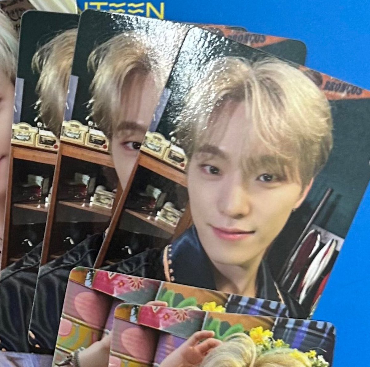 lovechankkura's tweet photo. @pledis_17 please do something about DINO's 5:26AM reg ver photocard. it seems like the manufacturers wasn't able to produce and include it into the distributed albums and no carats from kr, jp, and chn pulled it since release π₯Ή https://t.co/3IRQBmtcW3
