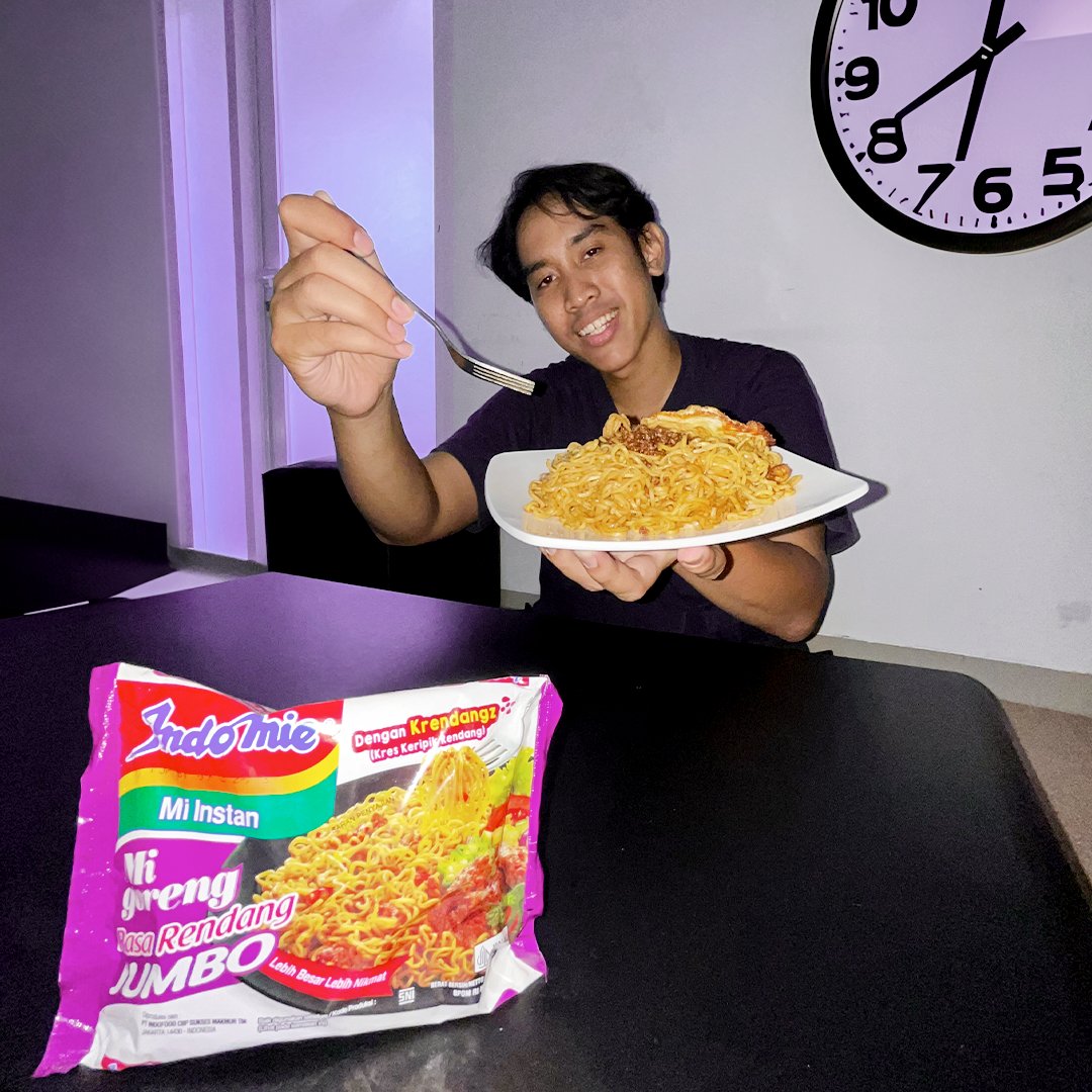 Saatnya apa? Saatnya Indomie Goreng Rendang Jumbo😋