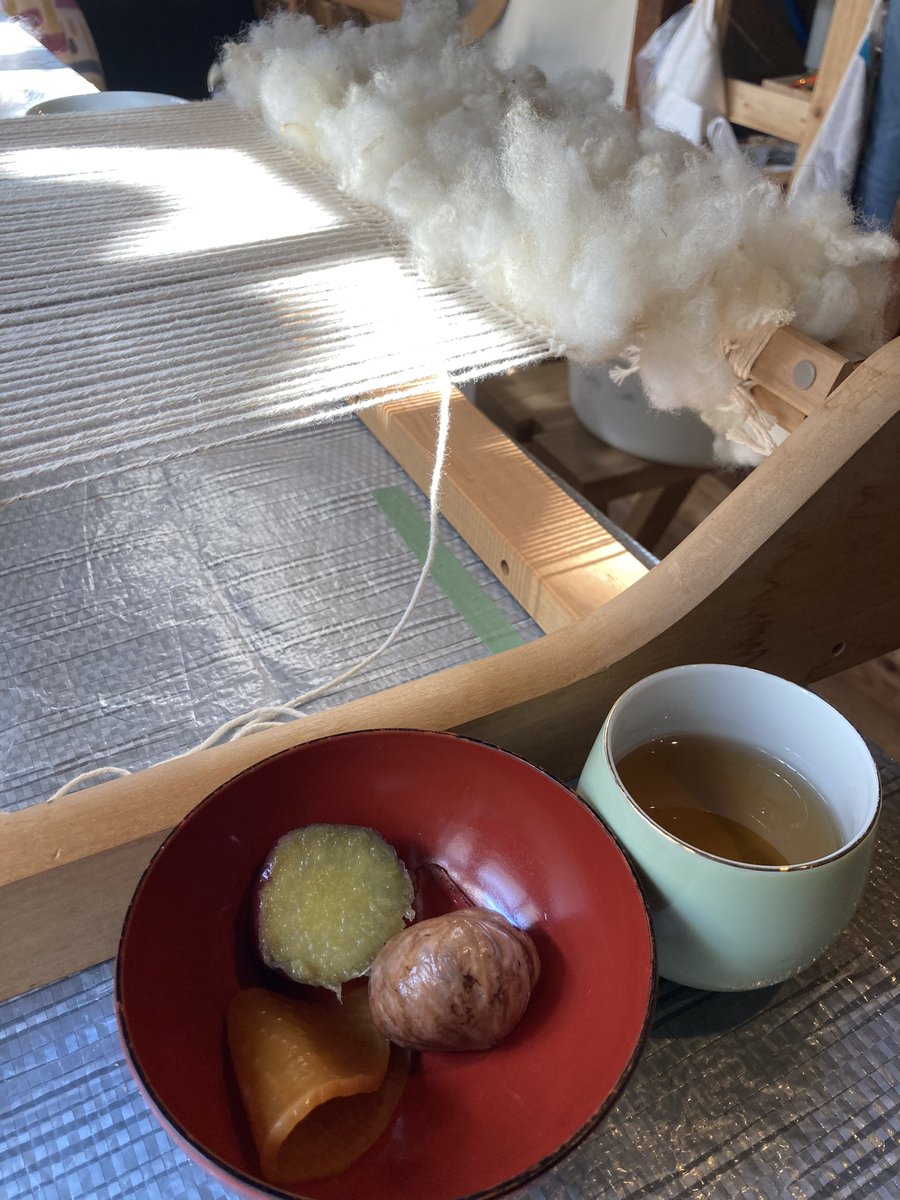 新潟の紅はるか、宮城の栗、福島のからみ漬け😋
そして新潟市採彩さんの羊の毛でノッティングマット織
