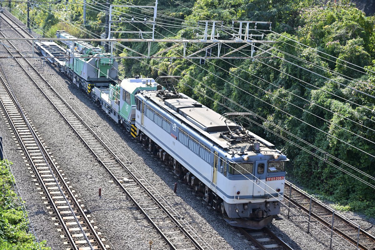 クレーン車甲種通過！EF652063新
2023/10/27 日野駅付近