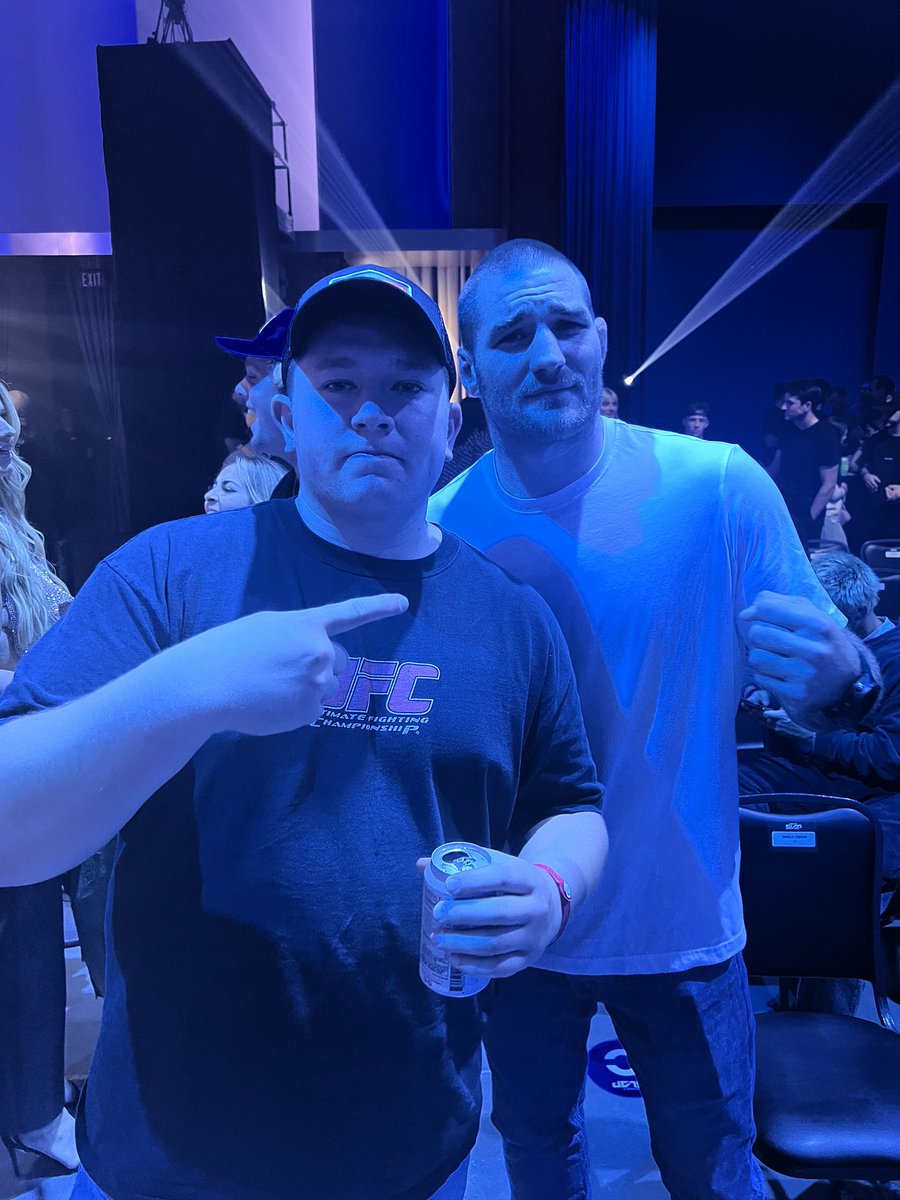 Cllippers's tweet photo. Insane night at @powerslapleague last night. Seriously one of the best live events I’ve ever been to https://t.co/MlrQ7iAgil