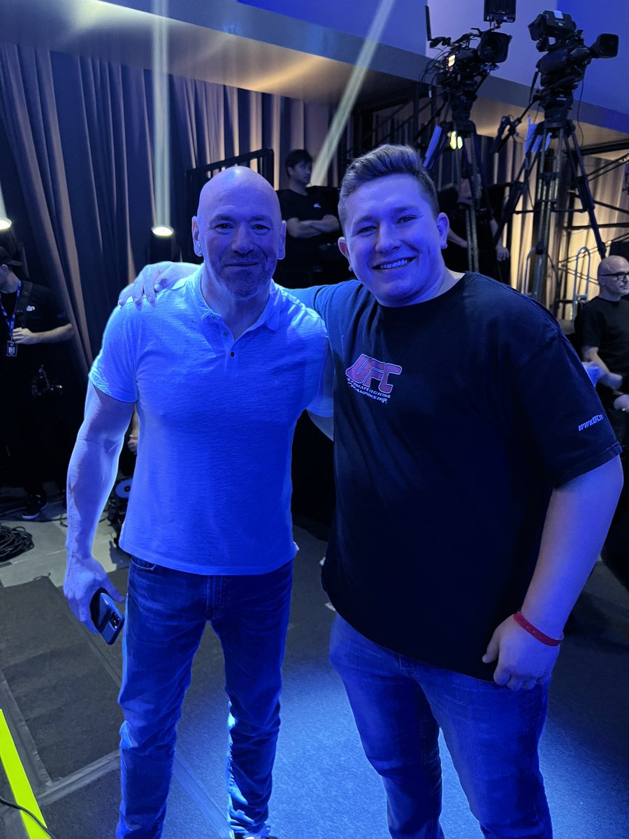 Cllippers's tweet photo. Insane night at @powerslapleague last night. Seriously one of the best live events I’ve ever been to https://t.co/MlrQ7iAgil