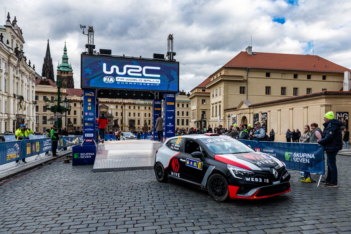hiveblocks_es's tweet photo. El #CentralEuropeanRally comenzó hoy y #Hive está listo para mostrar el poder de los carros de rally impulsados por #Web3 en este #WRC. https://t.co/xmECGZyqLz