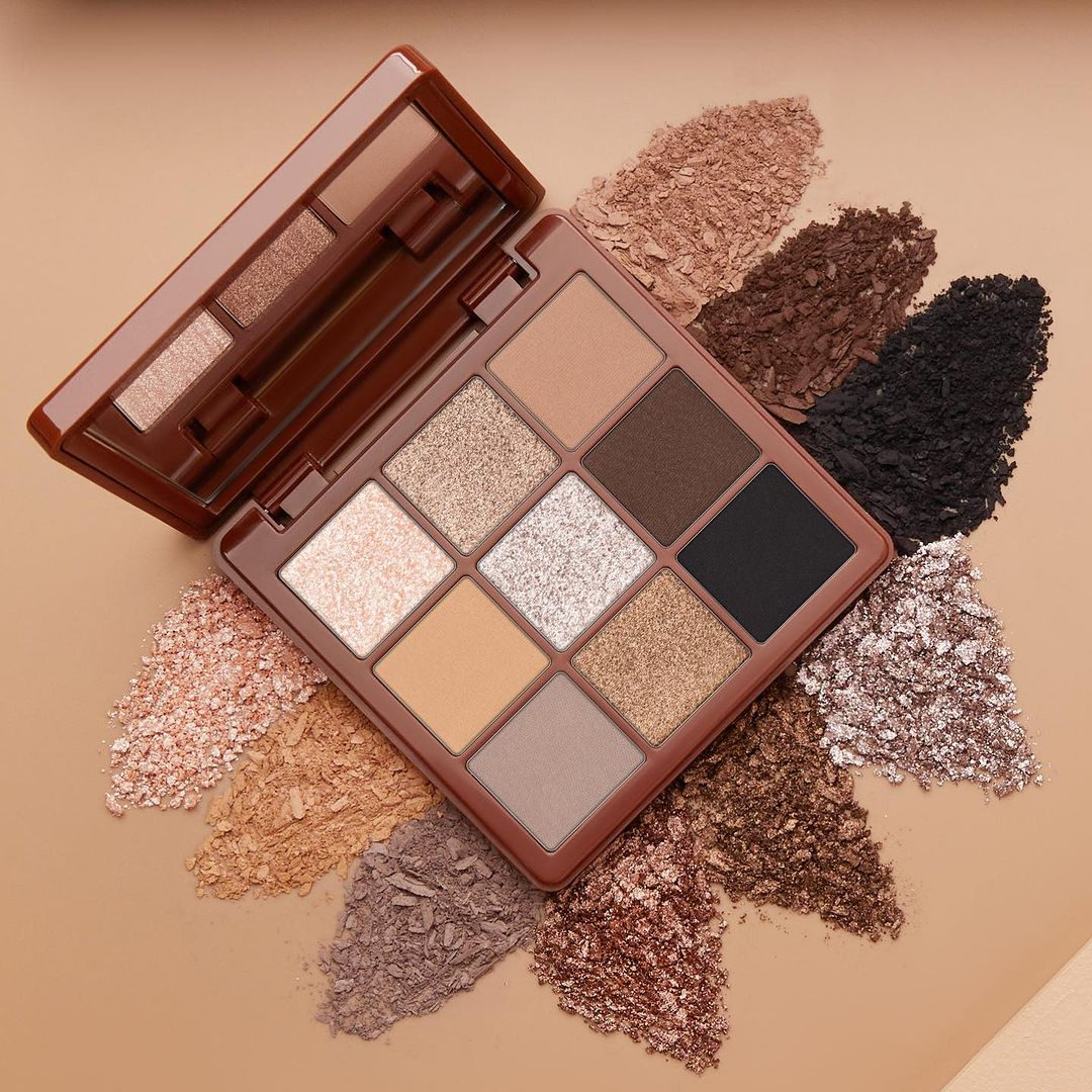It's Sultry season 🔥 Smoke out your everyday looks with these neutral, cool-toned mattes and metallics ❤️‍🔥 Tap the link in bio to grab yours now!! #AnastasiaBeverlyHills
