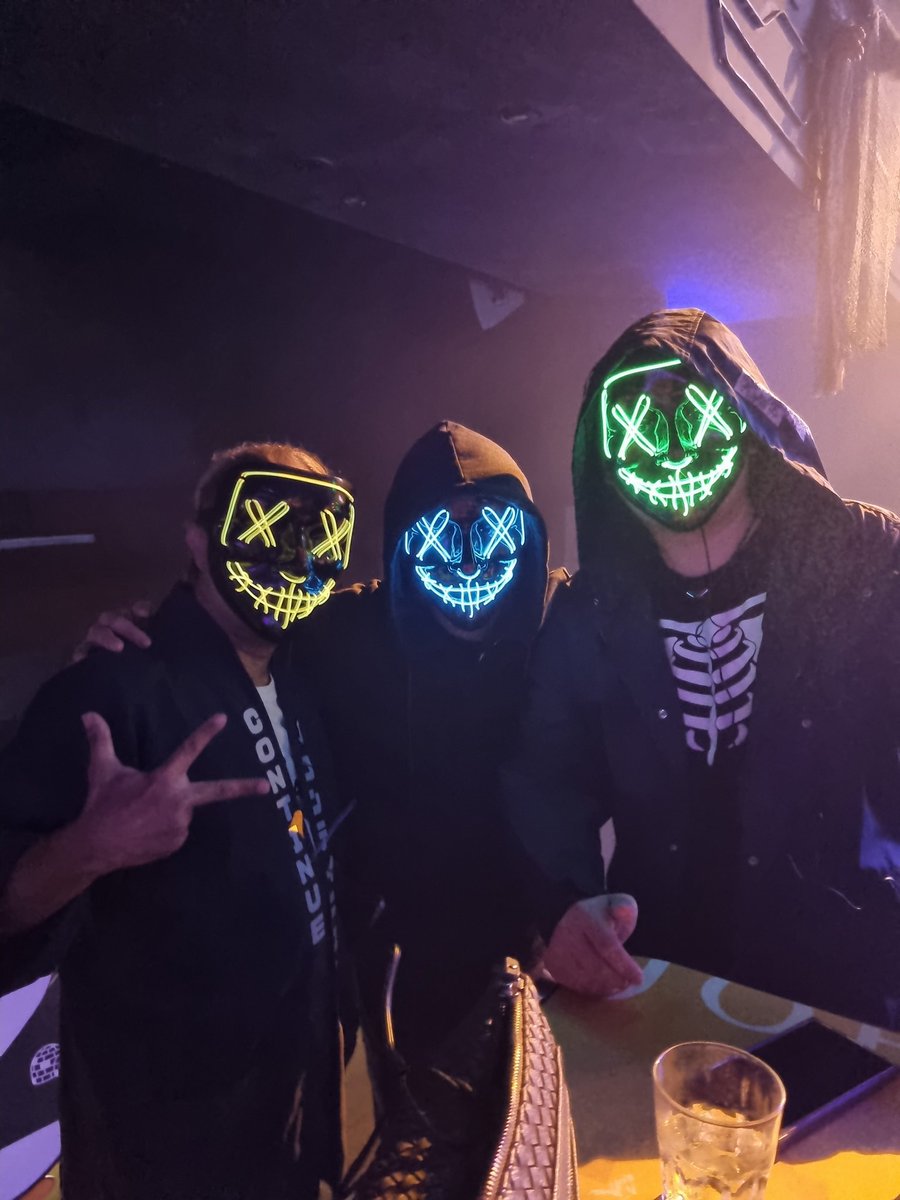 johnngan25's tweet photo. 面具一戴 舞步一迈 我就是最靓的崽 thanks @LydianLabsLLC for the halloween party  invitation #Halloween #party #Gemu https://t.co/F1qXww1pbU