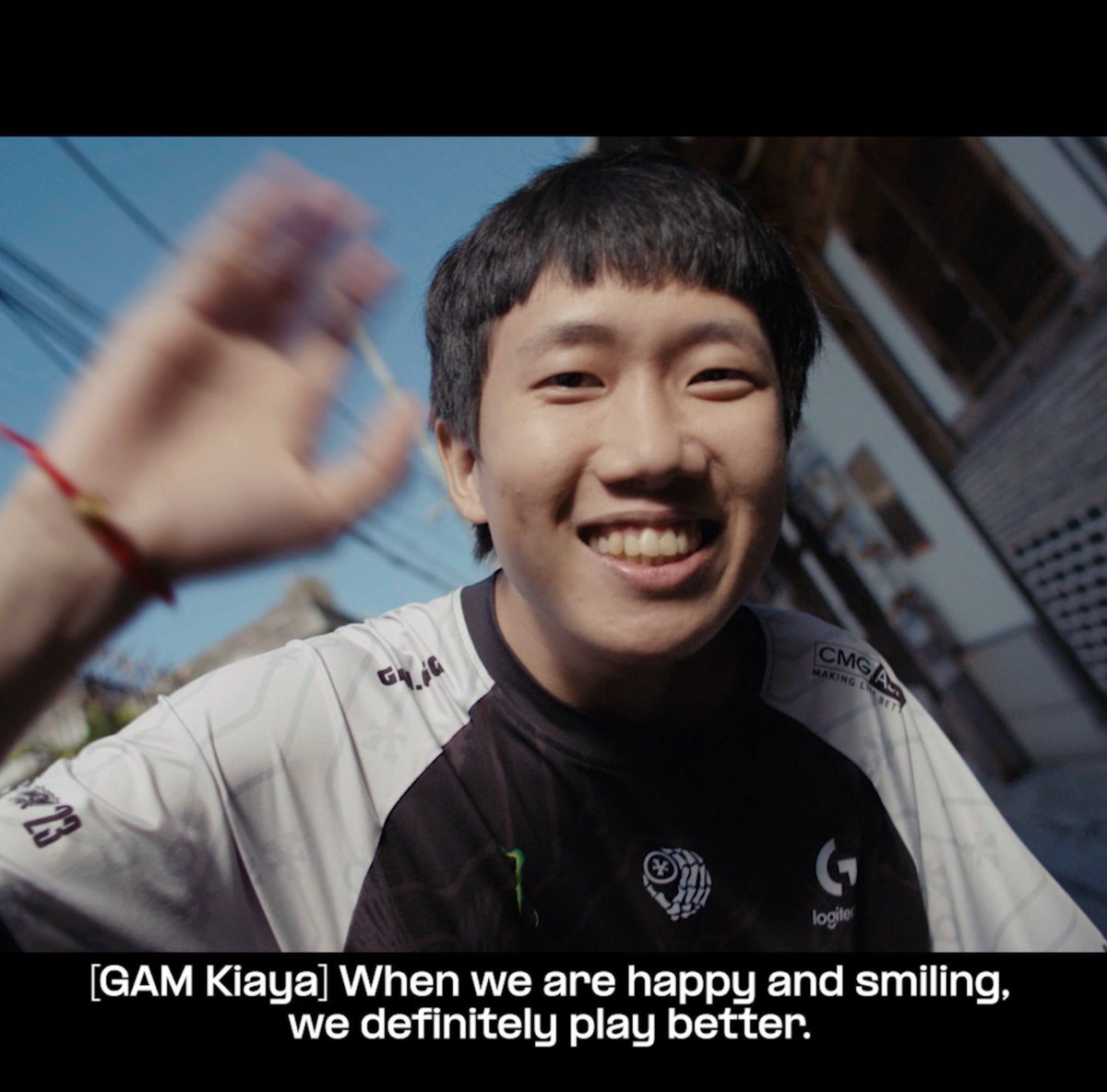 lolesports's tweet photo. there are two kinds of people https://t.co/rpc3J9xkAZ