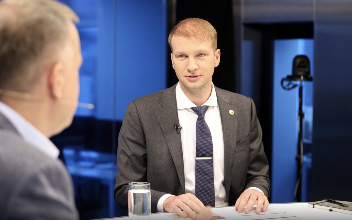 🔰'Spried ar Delfi' intervija ar klimata un enerģētikas ministru Kaspars Melnis
🎥 Sižetu skaties 👉 delfi.lv/video/raidijum… 
#klimataunenerģētikasministrija #Klimats #Enerģētika #KasparsMelnis