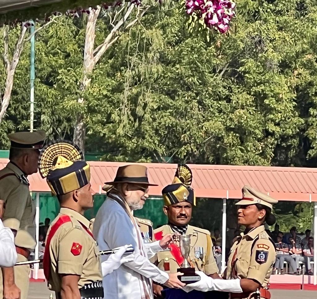 So proud to attend the Passing out parade of IPS officers in NPA today. 

Congratulations to my niece Isha Singh IPS to win two medals , and took first steps in the service of nation and society.