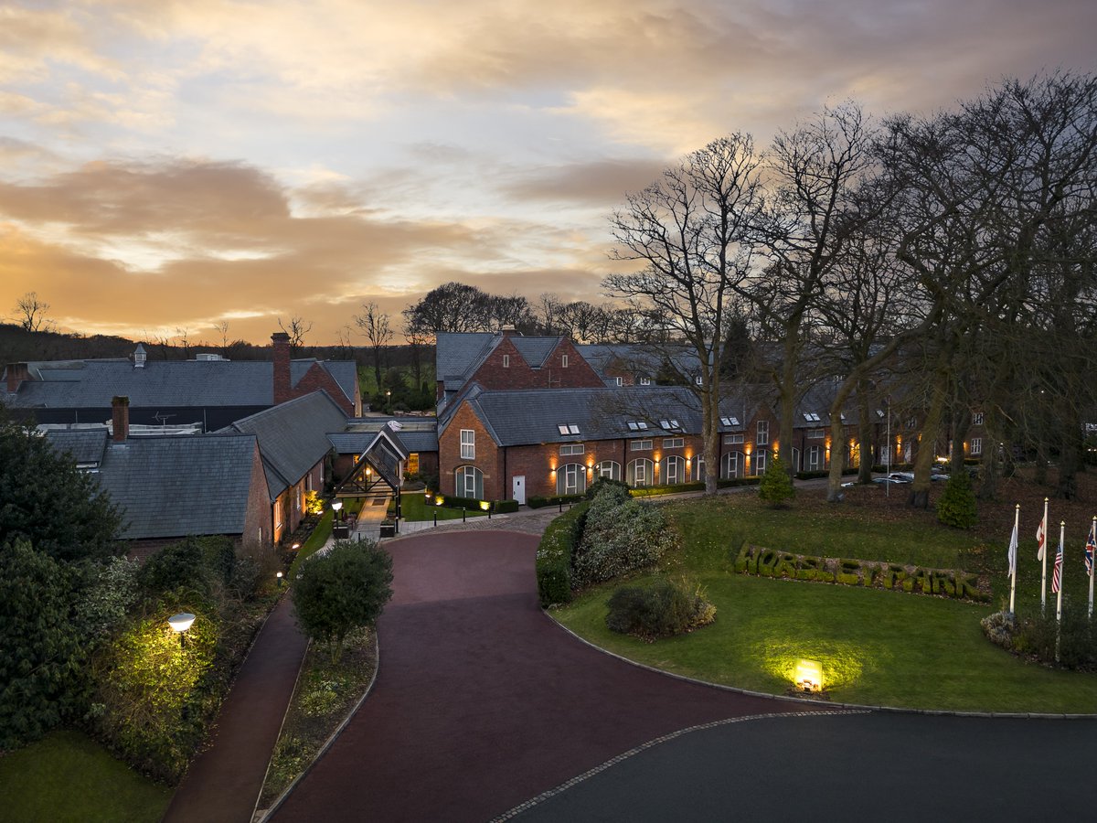FOUR WEEKS UNTIL FASET’S AGM AND AWARDS
The countdown is on to what promises to be our biggest and best AGM and Awards event yet!
On 23rd November, we look forward to welcoming our members and guests at Delta Hotels by Marriott Worsley Park Country Club. More details to follow!