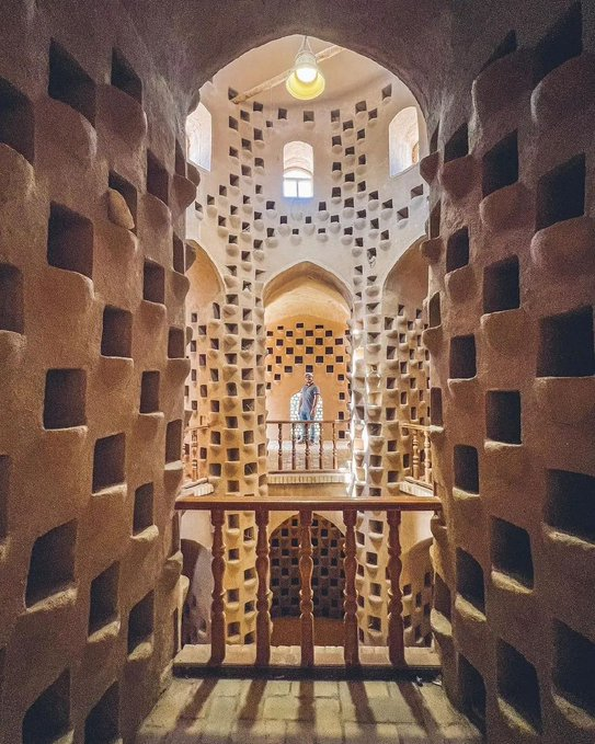 IraninMi's tweet photo. #KabutarKhaneh #Meybod #Yazd province #Iran #Tourism https://t.co/UBzAUDCOOI