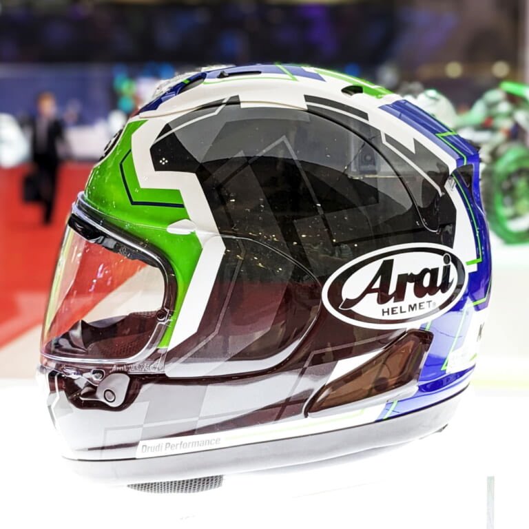 限定】ニンジャ40周年の「Arai RX-7X」がカワサキプラザ限定