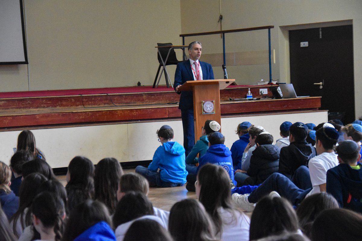 The Charles Kalms • Henry Ronson Immanuel College tweet media