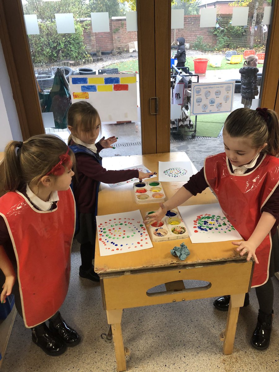julia_newhall's tweet photo. FS2 creating their own versions of the artist Alma Thomas as part of black history day . https://t.co/C5fCwBBgnp