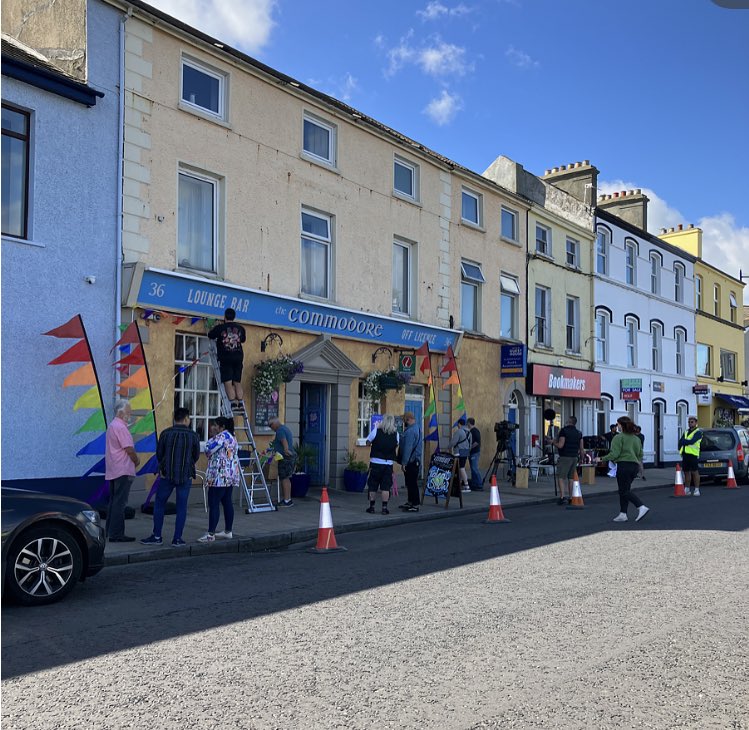 JonnyEverett3's tweet photo. Catch my 1st TV guest spot in Episode 1 of Hope Street season 3 this Monday 30th October at 7pm on @BBCOne NI.
1st batch of eps will run 8 consecutive weeks from Monday and the next 7 eps will pick up again from 1st January 2024.
Also on @BBCiPlayer
#hopestreet #madeinni https://t.co/rBto7R4fof