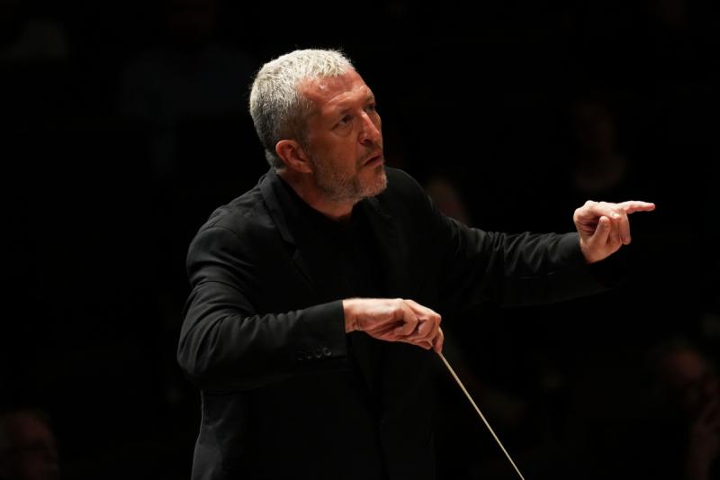 ★★★★ 'By the end there was shouted approval for the new artist-in-residence': Thomas Adès wins over @BridgewaterHall audience with an evening of new music soloist Anthony Marwood + @the_halle play Adès, Janáček, Marsey @RobertBealeMcr reviews theartsdesk.com/classical-musi…