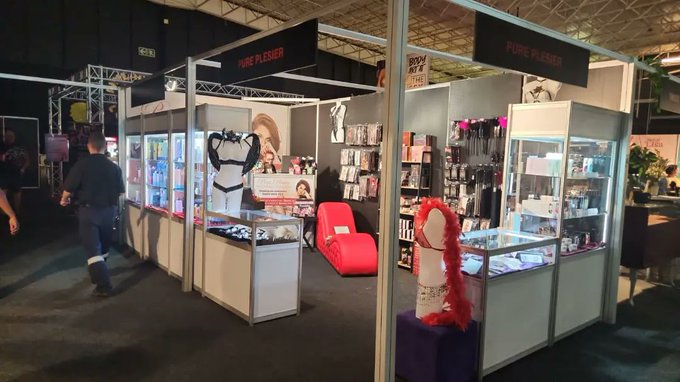 If You're heading to Sexpo this weekend don't forget to stop by at @PlesierPure! Tons of stock for all<a href="/tag/sexpo"class="tags"><span>#sexpo</span></a><a href="/tag/sexpo2023"class="tags"><span>#sexpo2023</span></a><a href="/tag/gallagherestate"class="tags"><span>#gallagherestate</span></a>