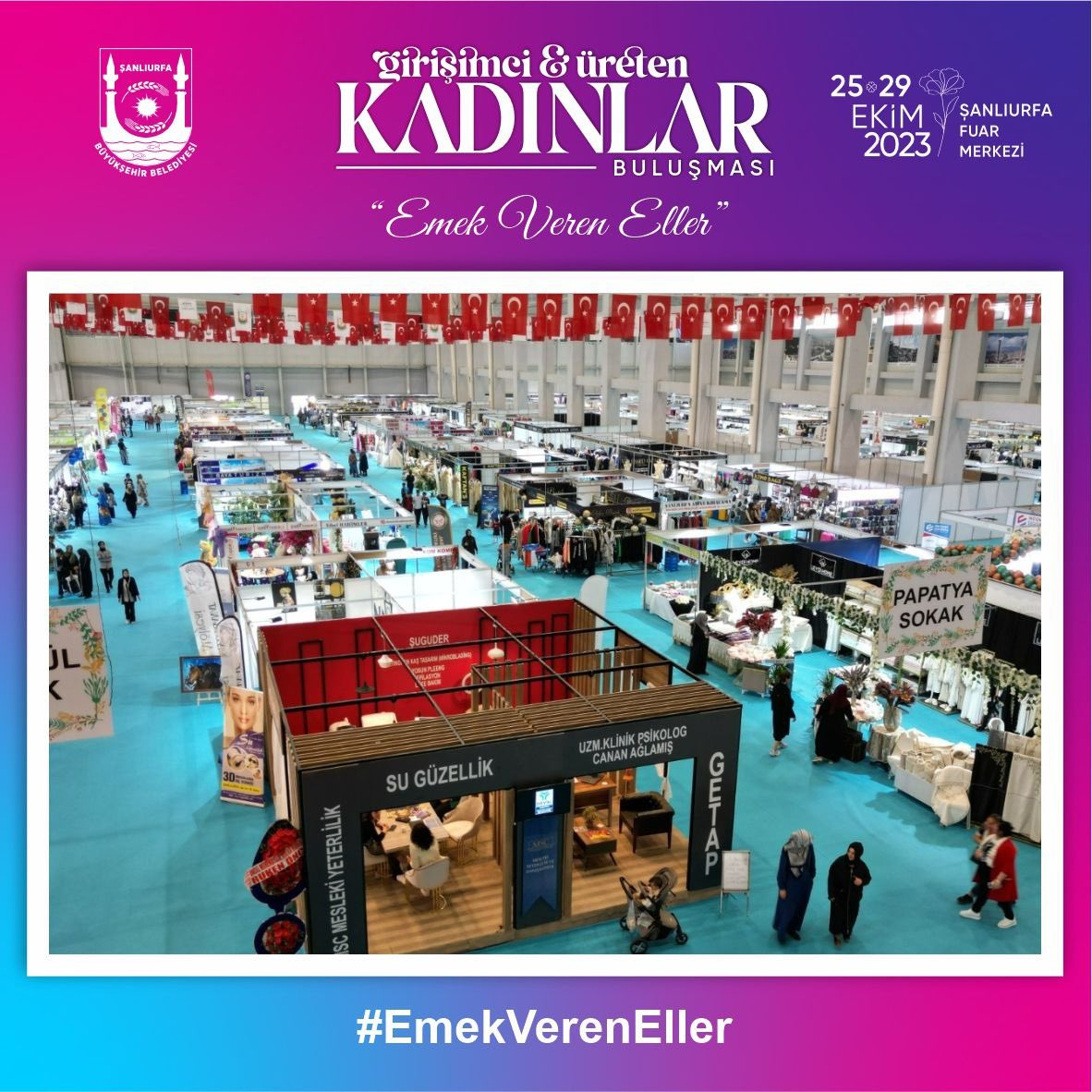 agul02's tweet photo. Kadın emeğine değer veren Şanlıurfa Büyük Şehir Belediyesinden eşsiz organizasyon…. 
Sektör farketmeksizin iş hayatında olan Girişimci ve Üreten Kadınlar Şanlıurfa Fuar Merkezinde buluştu…
#emekvereneller
#şanlıurfa
@zabeyazgul
@sanliurfabld 
@medyatrendfuar
@mgul02 https://t.co/F1aNmZdNsl