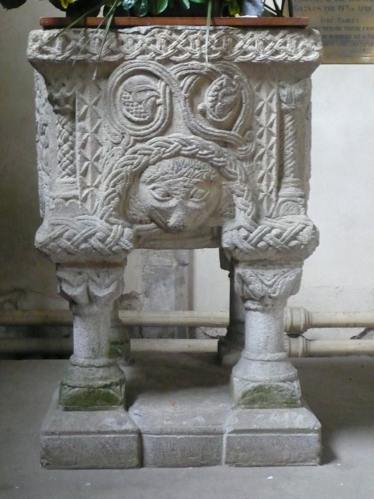 Wishing you all a very happy Friday! Have you ever visited the church of St Peter and St Paul, Shernborne in #Norfolk to see the very impressive font? It’s a beauty! If you’d like to learn more, check out the site report online - crsbi.ac.uk/view-item?i=46… #FontsonFriday