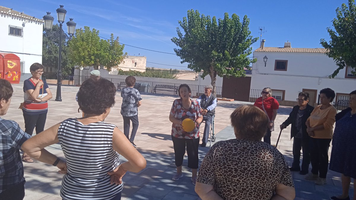 SolidaridadIn's tweet image. 📸 ¡Echad un vistazo a estas fotos del inicio del Taller de #EstimulaciónCognitiva en Cañadas de Cañeplas-María, Almería!   
💪🧠La comunidad se está uniendo para fortalecer la mente.#ProgramaCuentaConmigo 

#Cañadas #EstimulaciónCognitiva #Almería