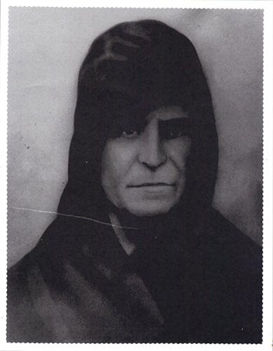 ceranmusic's tweet photo. #OTD in 1981 great-grandma—@sonyaeblu's 2nd great-grandma—Etta (Ada) Gantt died @ 89 in Jeannette, PA. Born in AL to Cherokee midwife Josephine & German mountain man Hillary Ford, Ada wed blue-eyed AMEZ Rev Robert Hick Gantt in 1906 & had grandma & Sonyaé's great-grandma in SWPA. https://t.co/GfsziqUg8w