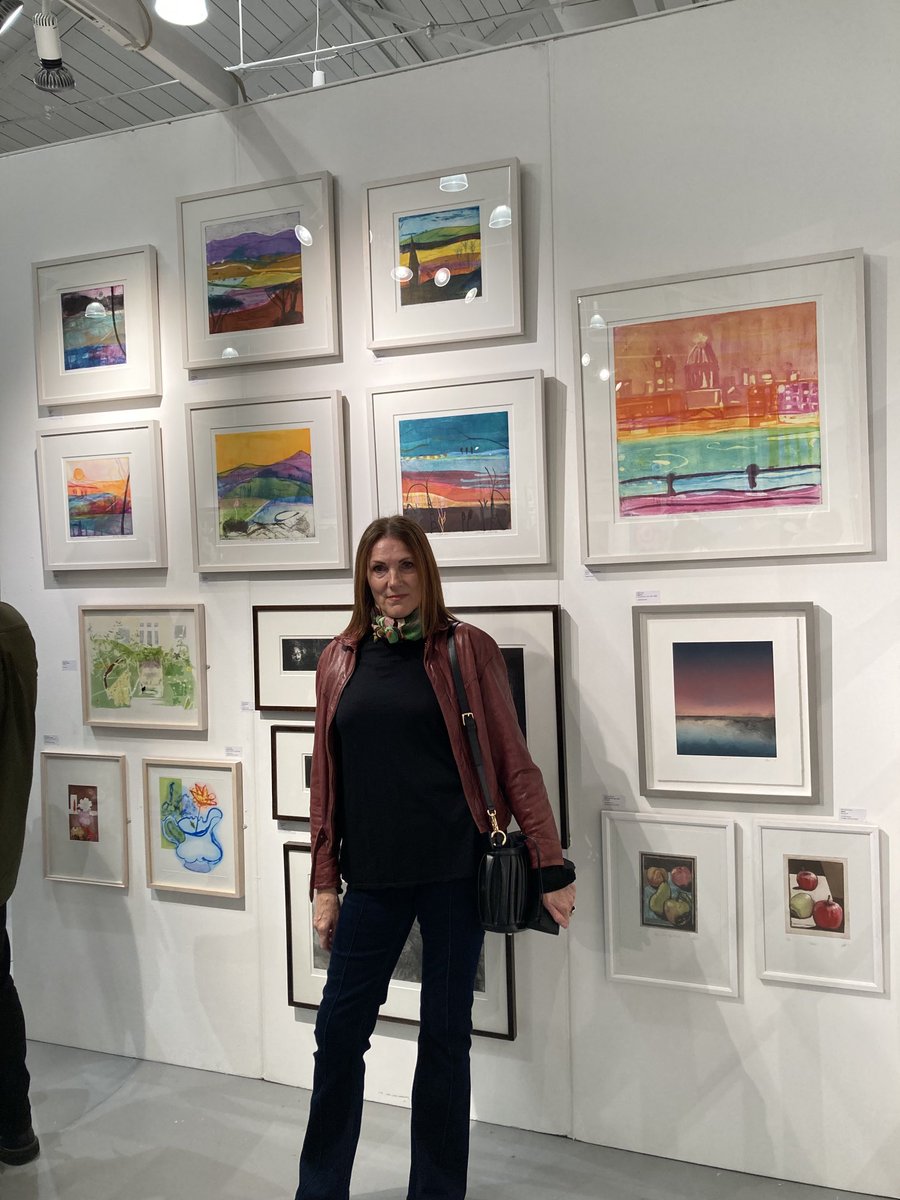 Showing my prints @woolwichprintfair with ⁦@ThamesSideSE18⁩ a fantastic show of contemporary print, showing the best of what’s going on in Print today! #prints #printmaking #contemporaryprints #fineartprints #modernprints #londonprintfair #londonartscene