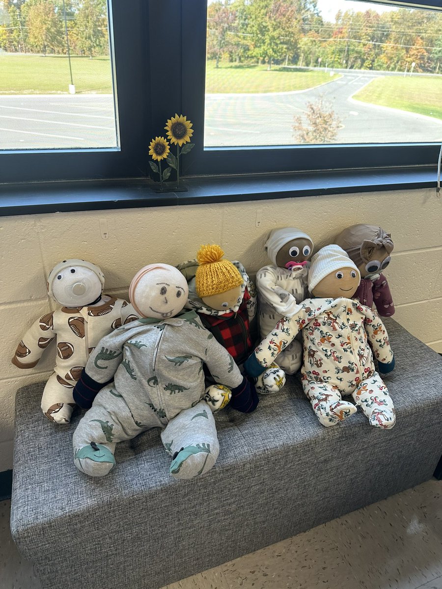 MissDeWinne's tweet photo. Opened my daycare book club for my seniors’ flour babies! 

They asked if they could leave them overnight…NOPE! 🤣 https://t.co/9QnAfFb6u5