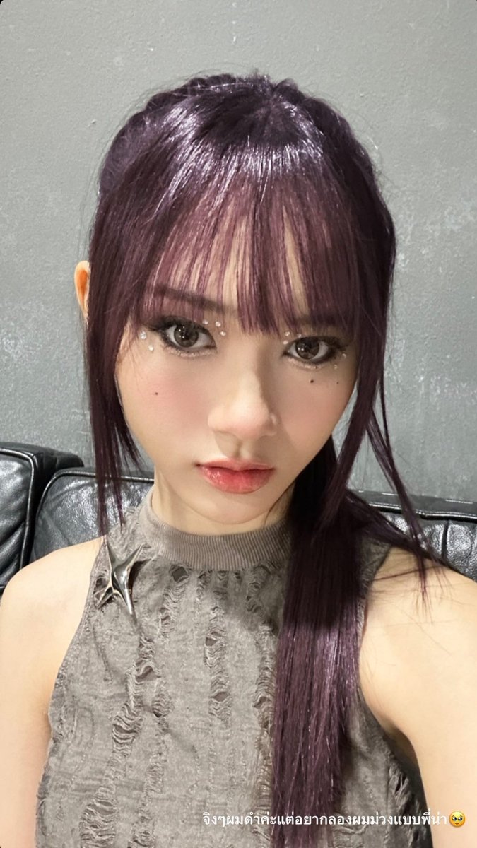 Palmmy_ThaiFan's tweet photo. [Palmmy Update] >>> IG Story

จิงๆผมดำค่ะแต่อยากผมม่วงแบบพี่น่า🥹
————————————————
ช่องทางติดตามและพูดคุยเกี่ยวกับน้องปาล์มมี่
👇👇
https://t.co/FYp6WNyzlp
————————————————
#PalmmyBNK48 #BNK48 https://t.co/VaNG2JhhEO