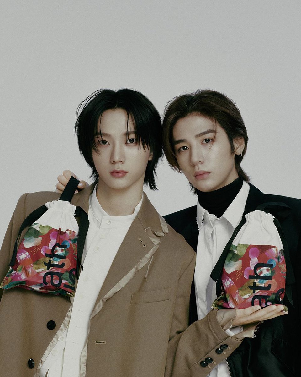 LEEHAN_GLOBAL's tweet photo. [PIC] 231027

Leehan and Sungho for Athletia Beauty in Vogue Japan Magazine.

🔗 https://t.co/JG9u3ogcyI

Interview translation - Leehan cut ⬇️

#LEEHAN #BOYNEXTDOOR #BOYNEXTDOOR_leehan #이한 #보이넥스트도어 https://t.co/REu0RSSr13