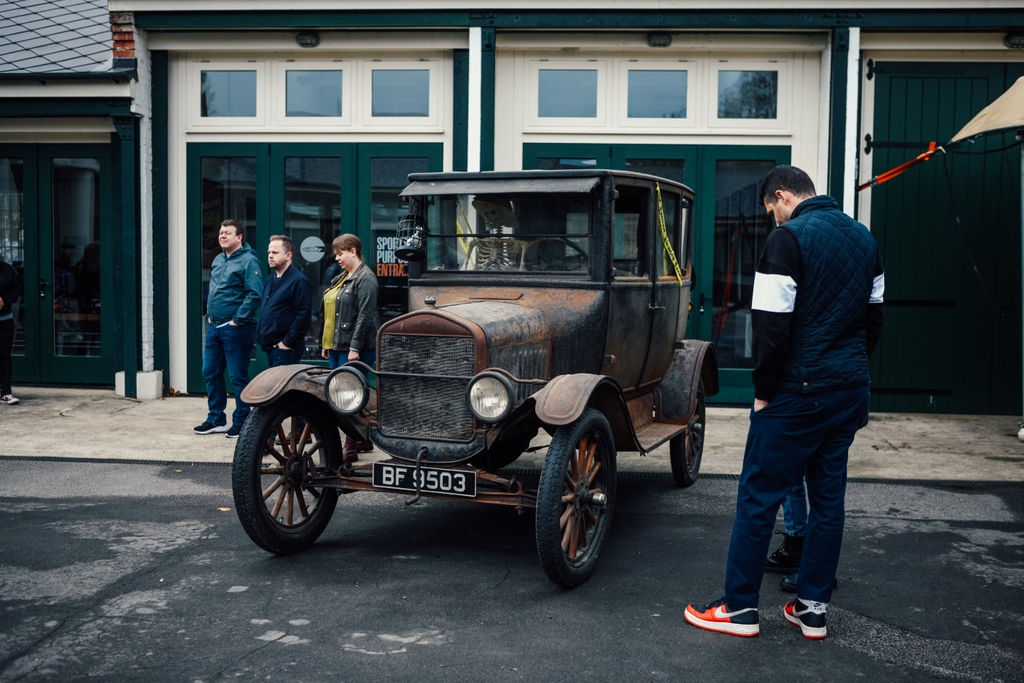 Looking for something to wrap up half term? @Wearescramblers is hosting its 'Scary Cars Assembly' on Sunday between 9am and 12pm. Tickets are just £5 per person, and free for under 15s. Last year the cars certainly looked the part! 👻🎃 Book now: scramblers.bicesterheritage.co.uk/shop