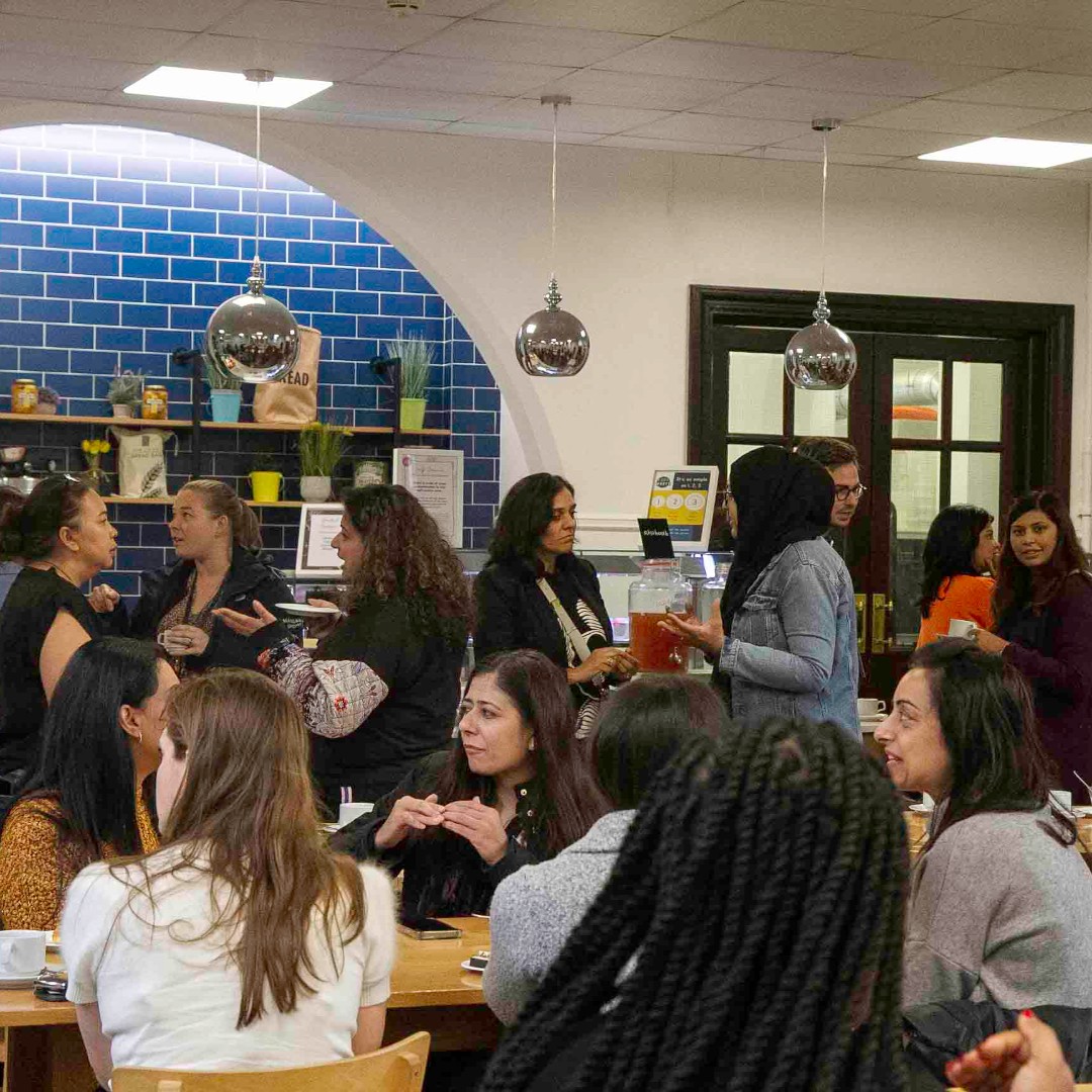 StMargsBushey's tweet photo. Raising money for Macmillan Cancer Support and meeting new and current parents, our amazing Friends of St Margaret's parent body know how to kick start our mornings! #EverythingIsBetterWithCoffee #MacmillanCoffeeMorning #StMargaretsSchool #FoSM #FriendsOfStMargarets https://t.co/AyjQducidv