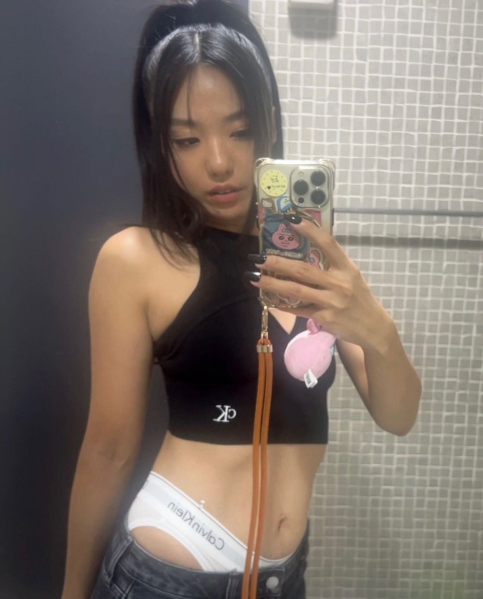 The_Jofx27's tweet image. Not XG related but sort of. 😂

JURIA'S SISTER IS SOOOO POGANDA 😍♥

instagram.com/p/Cy3NwSEpuVJ/…

#AKANEN #TSUBAKILL