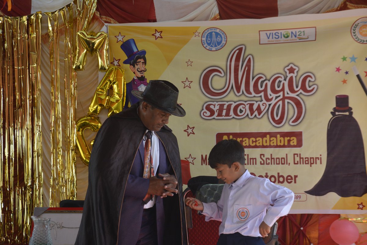 SLP_Vision21's tweet photo. We organised a wonderful Magic show for the stud students' of Mashal E Elm School. 

Students were very engaged and exhilarated to experience this show. 

They enjoyed every trick of the magician and keenly observed all the activities.
#slp #magic #magician #
#mashaleelm #engaged https://t.co/7mOzfPJ137