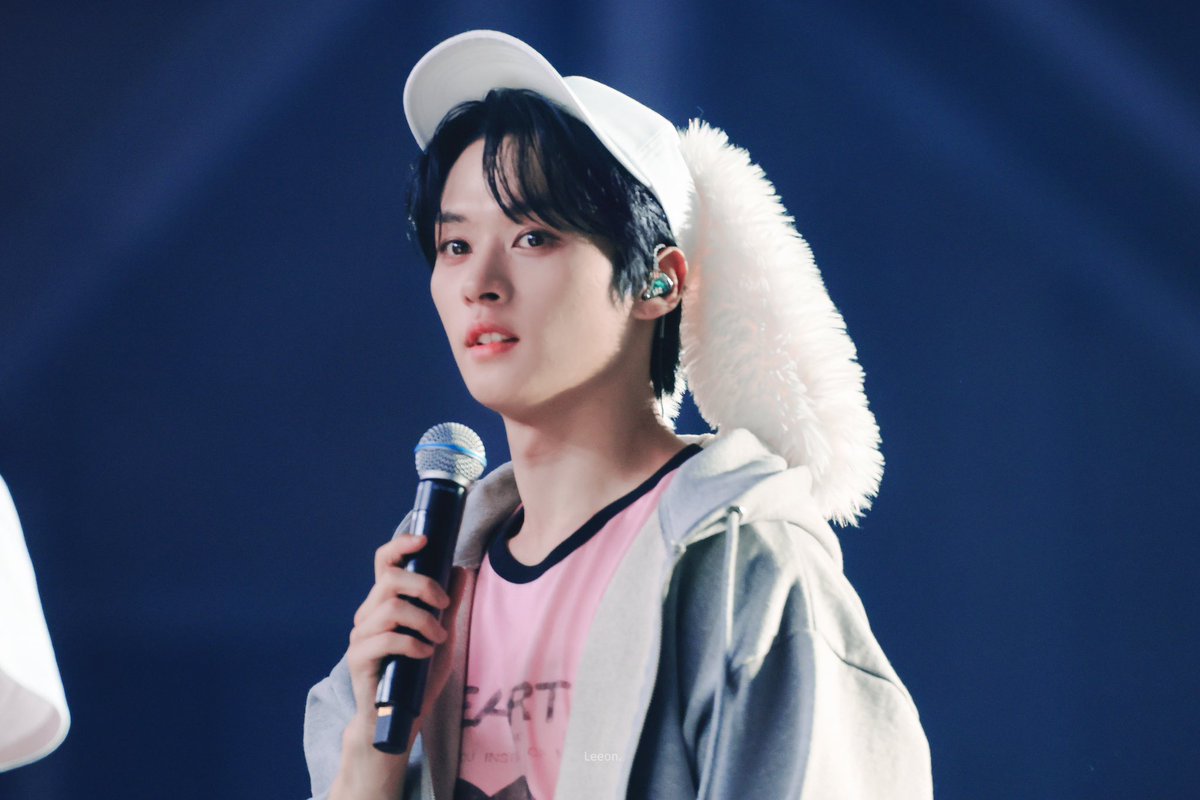 Celamat sore ainotuals.. ヾ(❀╹◡╹)ﾉﾞ