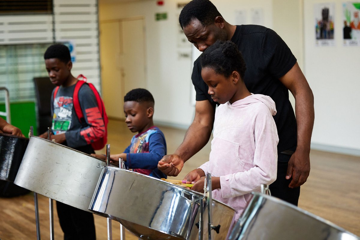 SwirlEducation's tweet photo. Steel Pan was such a great and unique experience at BRAVE Festival!
BRAVE festival was funded by @theleapbd and @bradfordmdc
#dance #arts #festival #blackhistorymonth #kalasangam https://t.co/SzTyaAmbfc