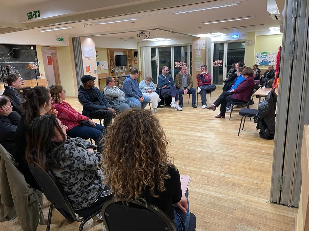 This week, as part of our Health and Wellbeing programme, Members had the opportunity to take part in a workshop with Sue our Senior Social Worker and Debbie our Head of Social Care Programming on understanding parents and grandparents who are dealing with Memory Loss.