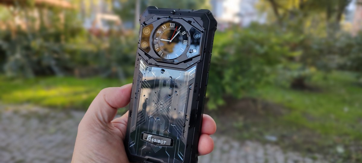 FossibotTech's tweet photo. Adventure junkies, assemble! ποΈ Your new BFF, the #F101pro, is coming to town on 11/11 #FOSSiBOT https://t.co/IF97WHwbU2