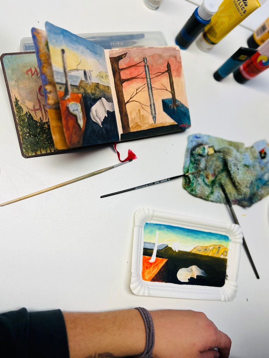 IBatHPC's tweet image. November has started and this means that #Christmas is coming soon. Our #Arts club has started to prepare decorations for our school&apos;s Christmas market.

#IBatHPC #BelongEngageGrow #Heidelberg #IB #CAS #internationalschool