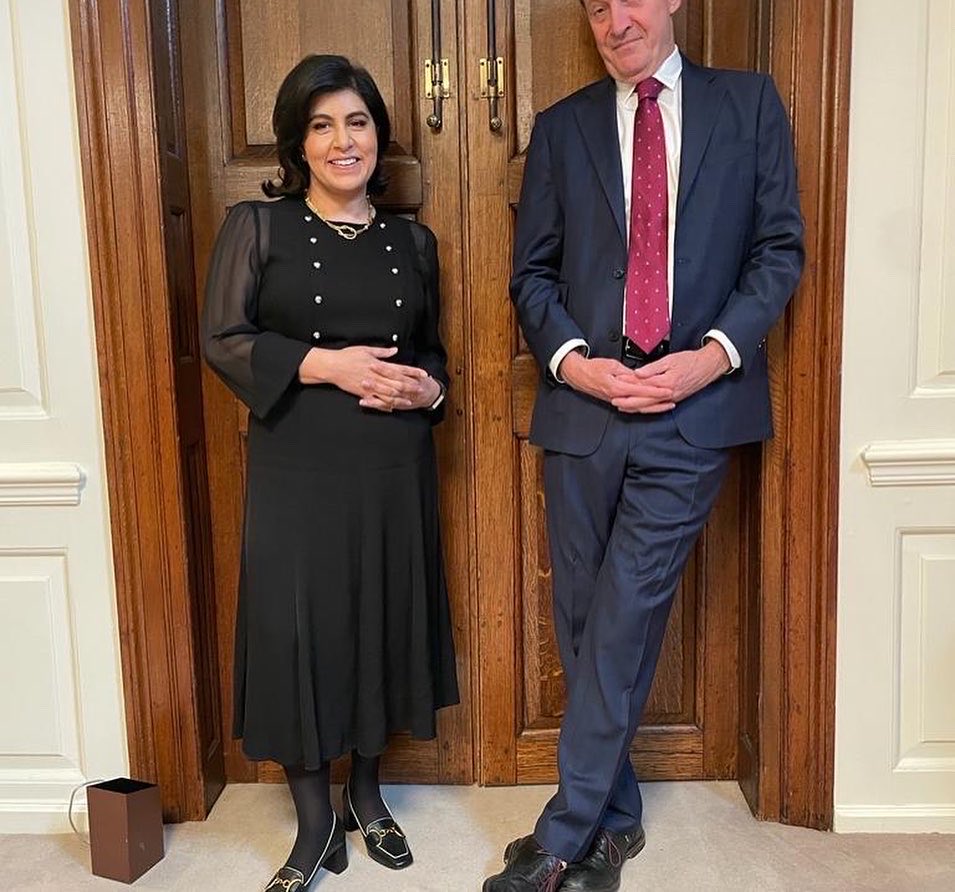 A year ago we made a telly programme together - today ⁦<a href="/SayeedaWarsi/">Sayeeda Warsi</a>⁩ is a special guest on ⁦<a href="/RestIsPolitics/">The Rest Is Politics</a>⁩ LEADING Not just for her life story but as an essential voice right now on the issue of Islamophobia. Gove and Braverman look away alastaircampbell.org